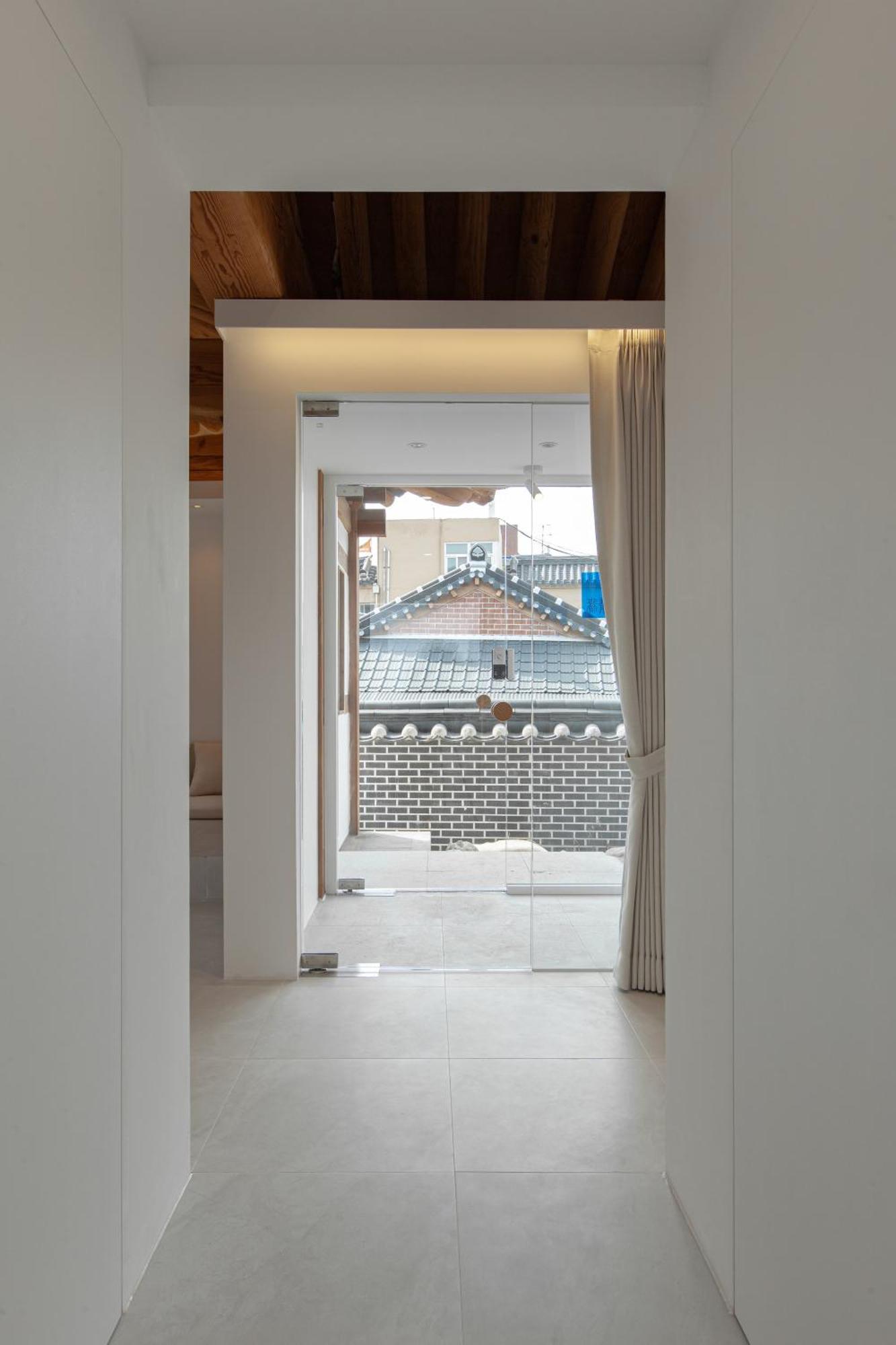 Cheong-Yeon, The Korean Traditional House Hanok In Jeonju Hanok Village Bagian luar foto
